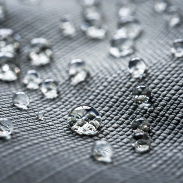 厂家定制防水面料 - 轻薄透气与加厚耐磨可选，适用于野营设备及工业防护的全能防水布