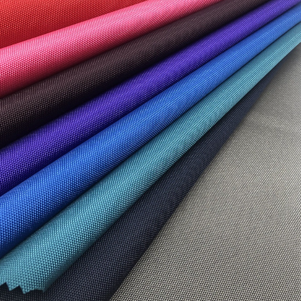 加厚600D牛津布面料 - 高强度耐磨防刮，适用于户外帐篷、箱包及家具罩定制