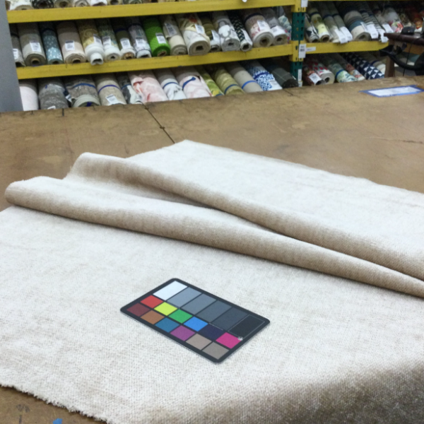 高档雪尼尔面料批发 - 厚实饱满绒感舒适，适用于现代意式沙发及重磅窗帘织物